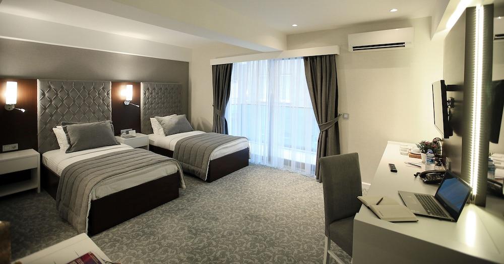 Hotel Guevenay Business 4*